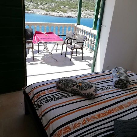 Poseidon Holiday Guesthouse Žirje Exterior foto